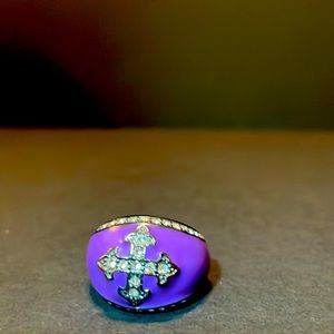 Size 7 1/2 enamel ring